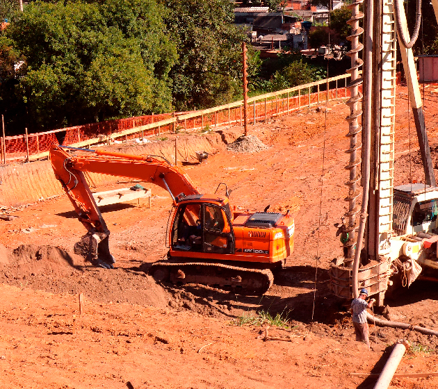 Leão Terraplenagem